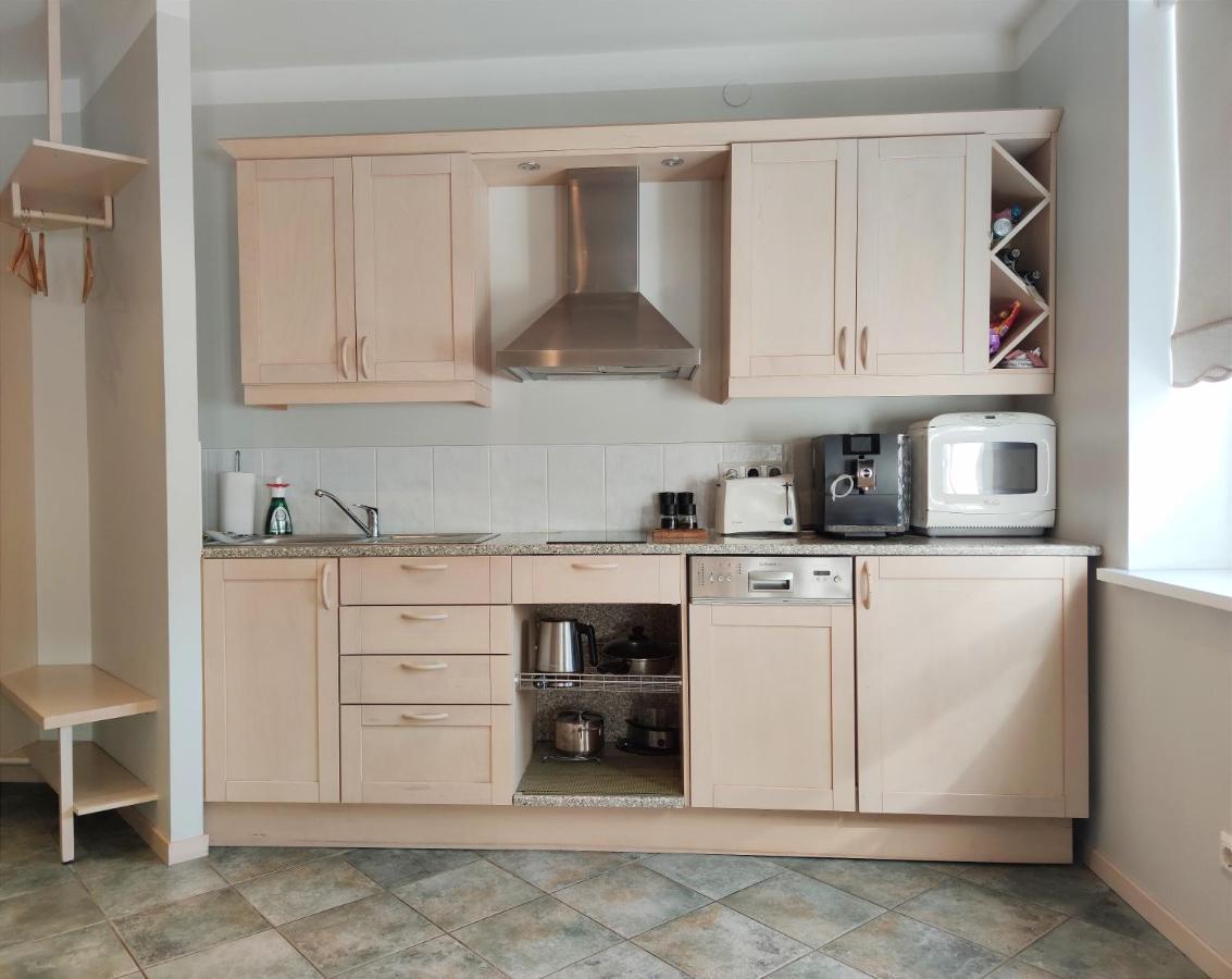 Arte Apartment Kuressaare Esterno foto